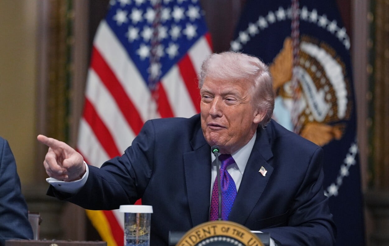 trump-inicia-la-cumbre-con-lideres-de-derecha-en-un-evento-clave