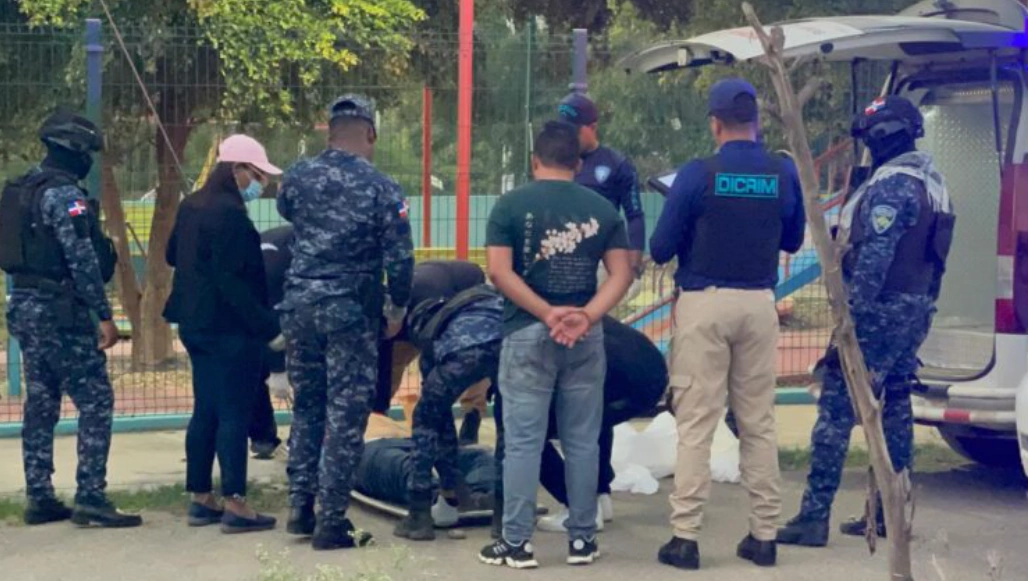 matan-a-hombre-a-tiros-frente-a-parque-infantil-en-la-herradura