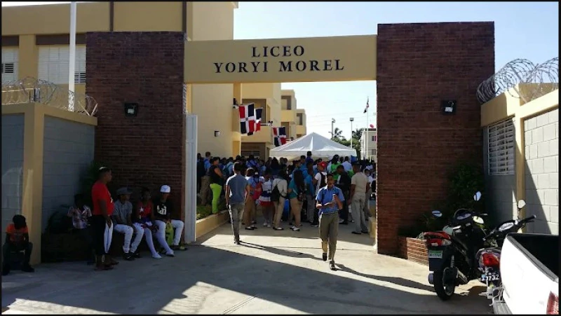 falta-de-herramientas-dificulta-la-formacion-en-politecnicos-de-santiago