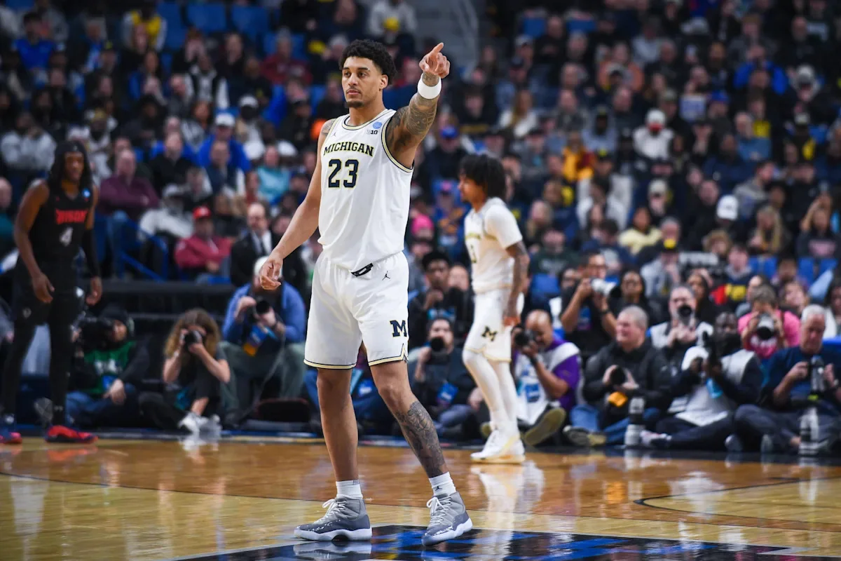 dominicano-yaxel-lendeborg-guia-a-michigan-al-final-four-con-paliza