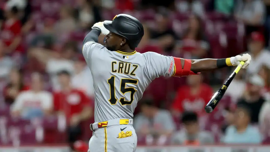 oneil-cruz-lidera-triunfo-de-los-pittsburgh-pirates-con-su-tercer-jonron-de-la-temporada