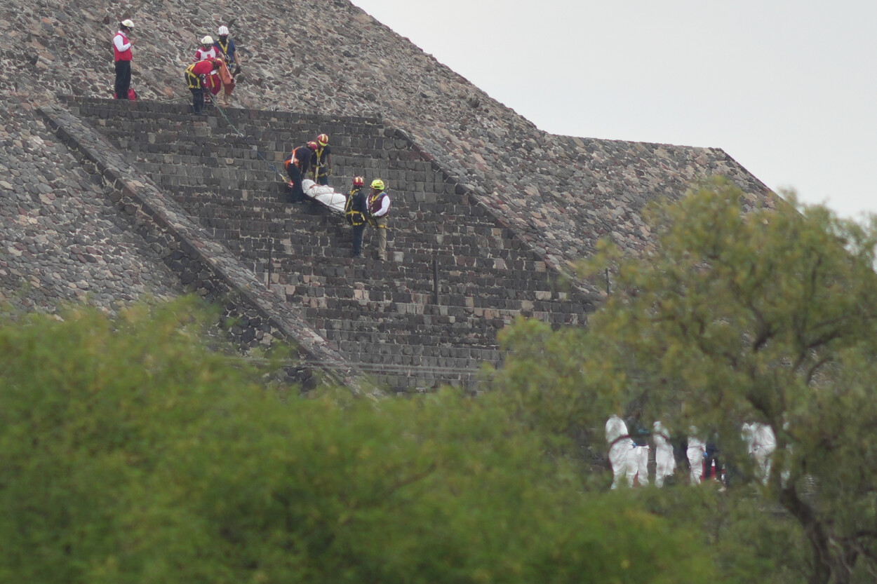 tiroteo-en-zona-arqueologica-mexicana-deja-una-canadiense-muerta-y-13-heridos