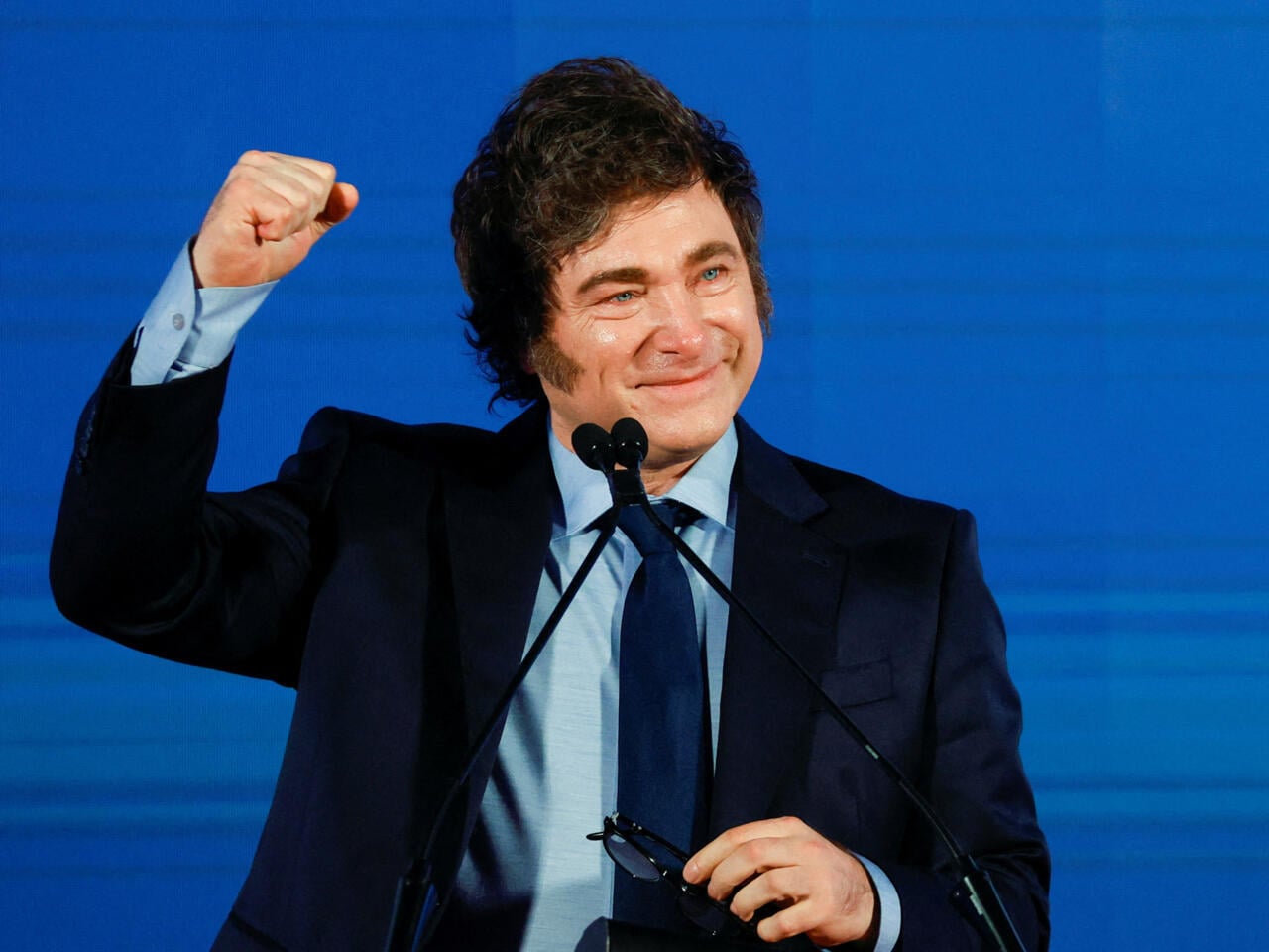 milei-anuncia-su-reeleccion-en-2027-a-pesar-del-escandalo