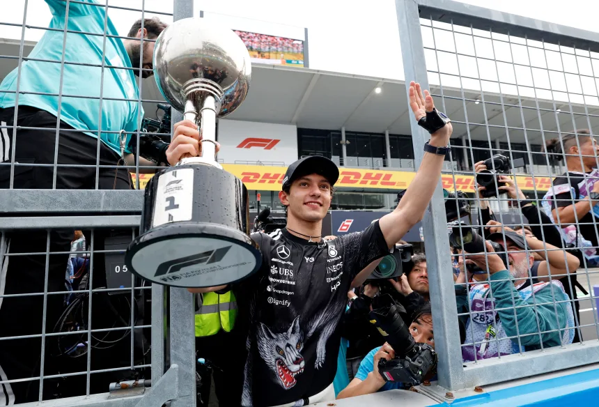 kimi-antonelli:-el-joven-lider-de-mercedes-que-desafio-la-historia-en-su-carrera-hacia-el-titulo