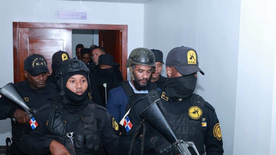dictan-tres-meses-de-prision-a-fiscal-por-soborno-en-caso-senasa