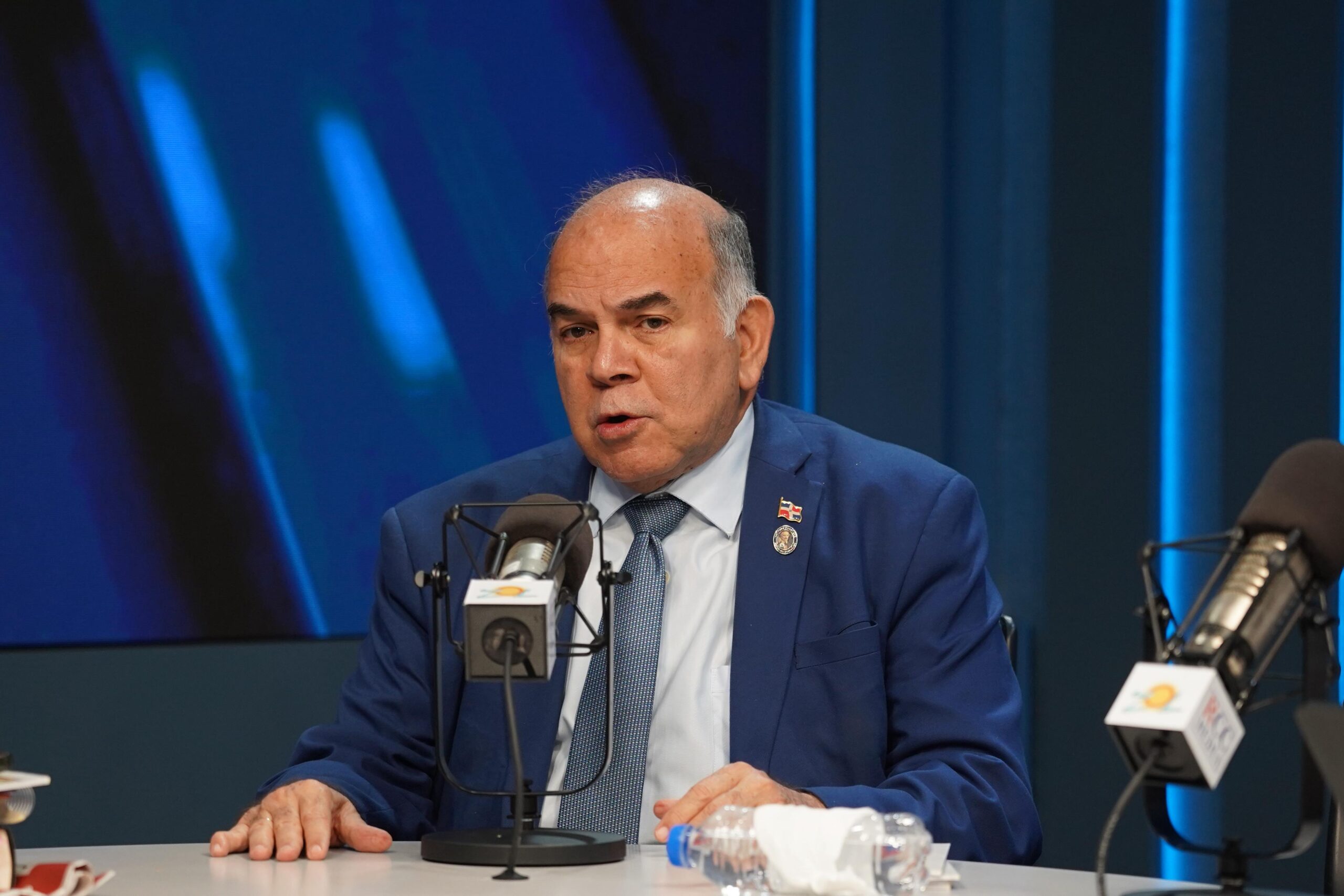 pelegrin-castillo-pide-revisar-“al-derecho-y-al-reves”-acuerdo-sobre-deportados