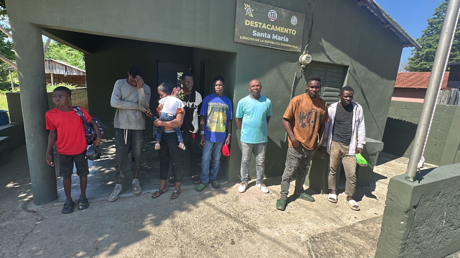 ejercito-detiene-18-haitianos-indocumentados-en-operativos-en-dajabon-y-montecristi
