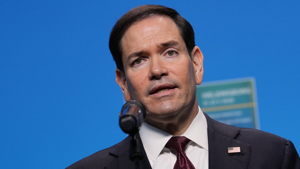 marco-rubio-ve-«ligero-avance»-con-iran-y-rechaza-peajes-en-el-estrecho-de-ormuz