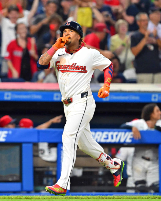 jose-ramirez-lidera-triunfo-de-cleveland