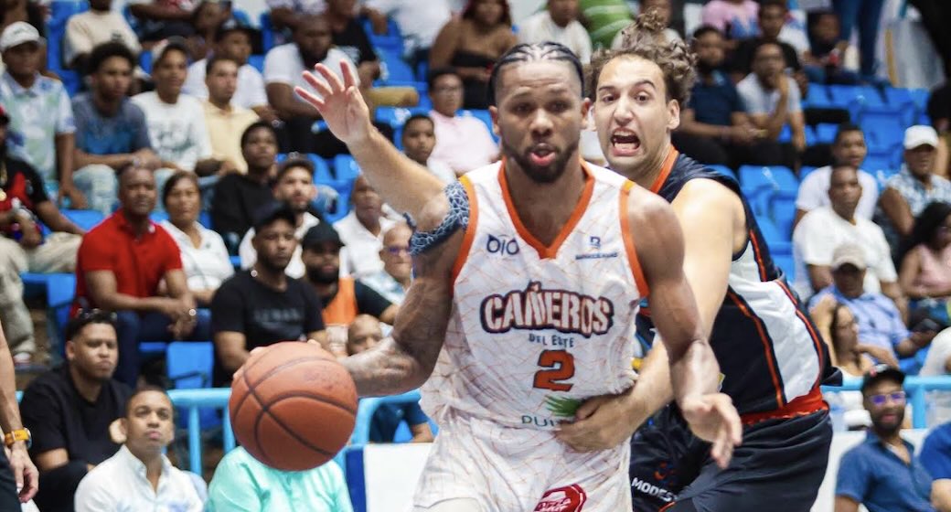 caneros-vencen-a-metros-e-igualan-semifinal-de-la-lnb-con-gran-actuacion-de-yeison-colome