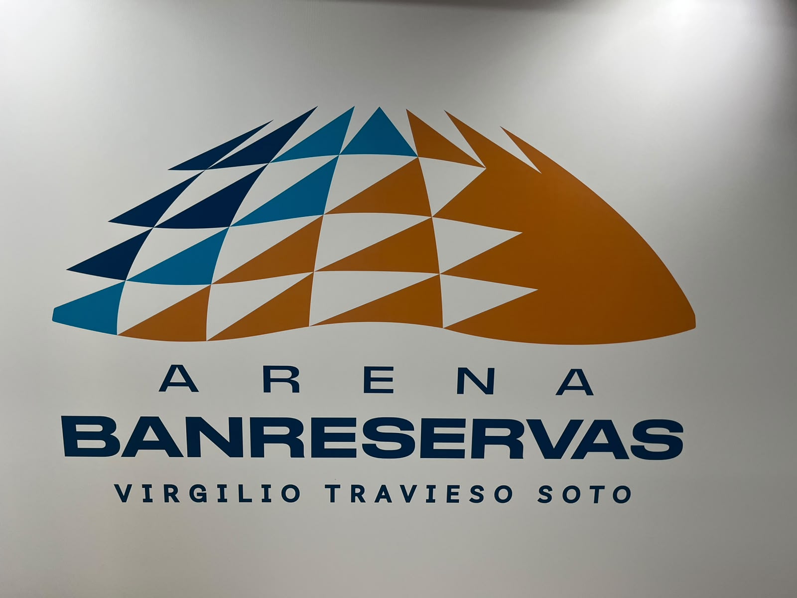 arena-banreservas-abre-nueva-etapa-tras-remozamiento-del-antiguo-palacio-de-los-deportes