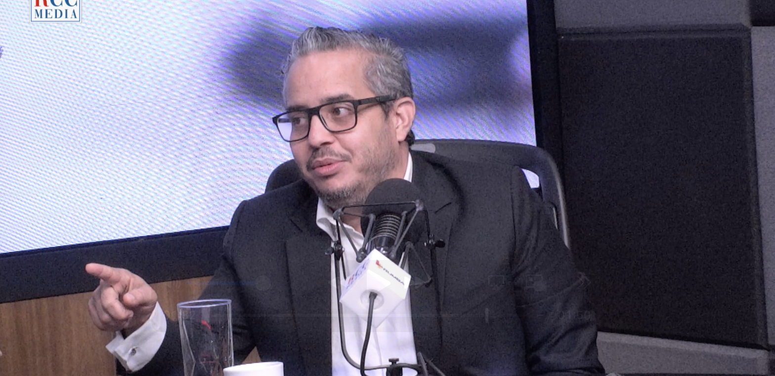 nuevo-codigo-penal-limitaria-sanciones-penales-por-difamacion-contra-funcionarios-publicos,-segun-abogado