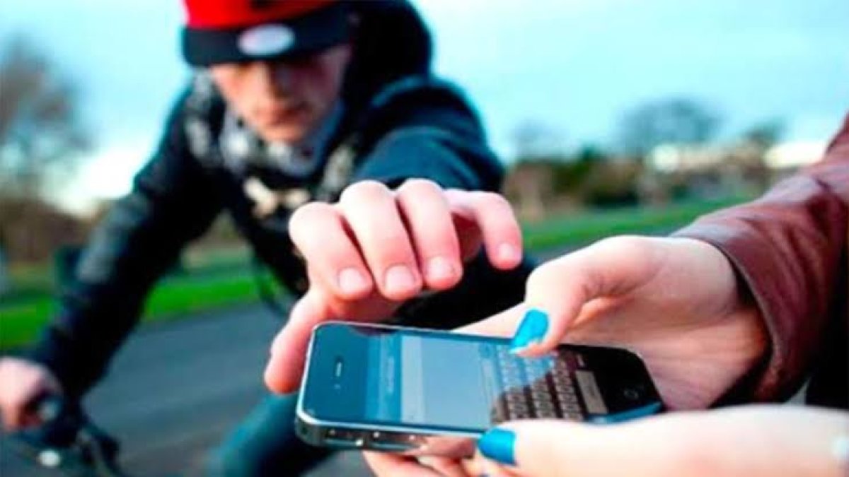 bloquearan-celulares-robados,-anuncia-faride-raful