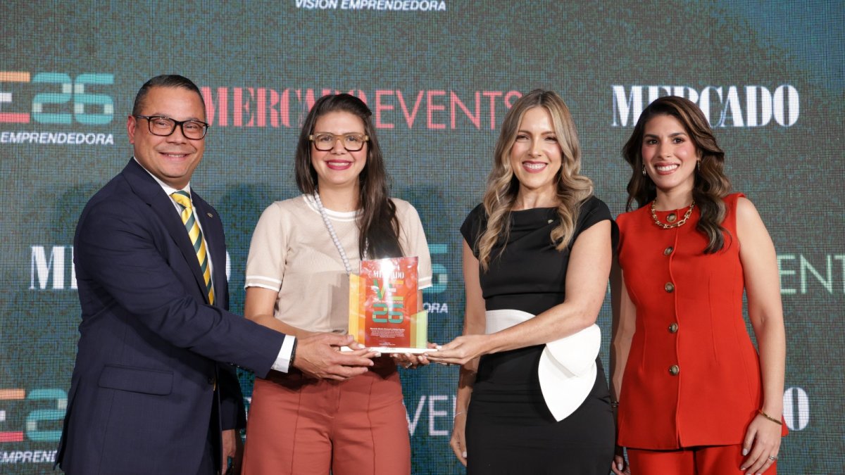 elvira-garrido,-de-pork-and-beer-rd,-gana-premio-vision-emprendedora-2026-del-banco-caribe