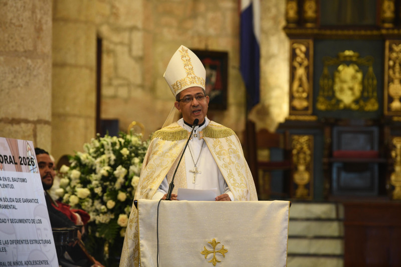 arzobispo-morel-diplan-llama-a-fortalecer-el-trato-humano-en-los-hospitales