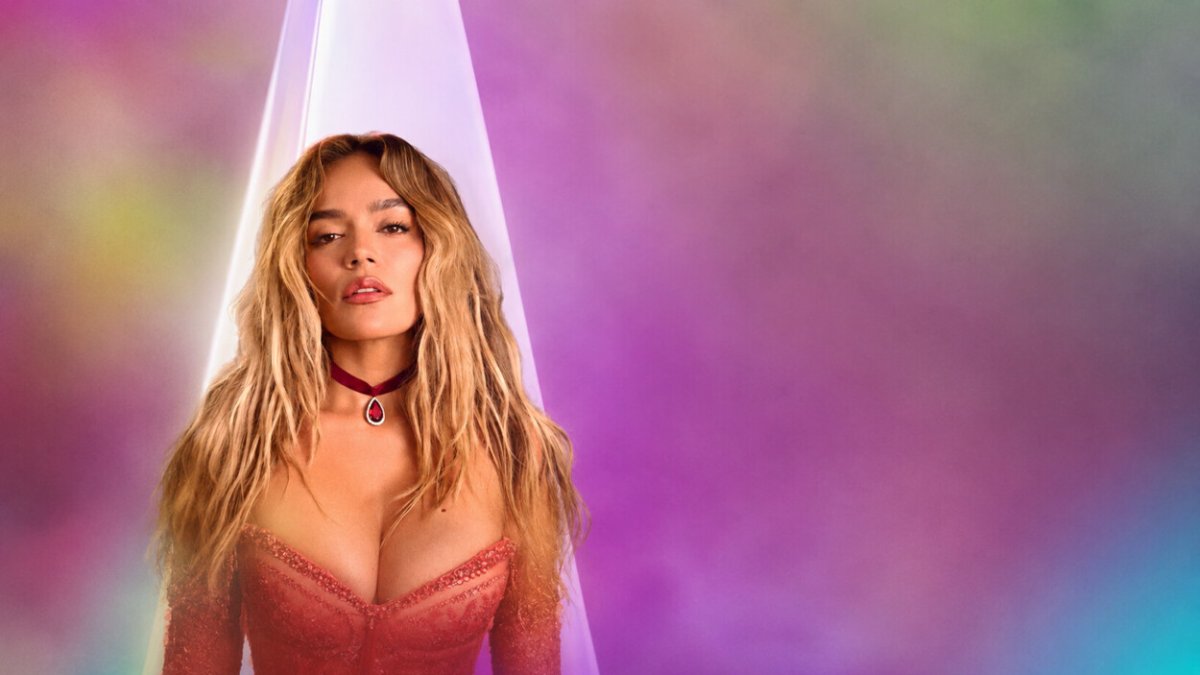 karol-g-arranca-su-“viajando-por-el-mundo-tropitour”-y-sorprende-con-el-estreno-de-“matadora”