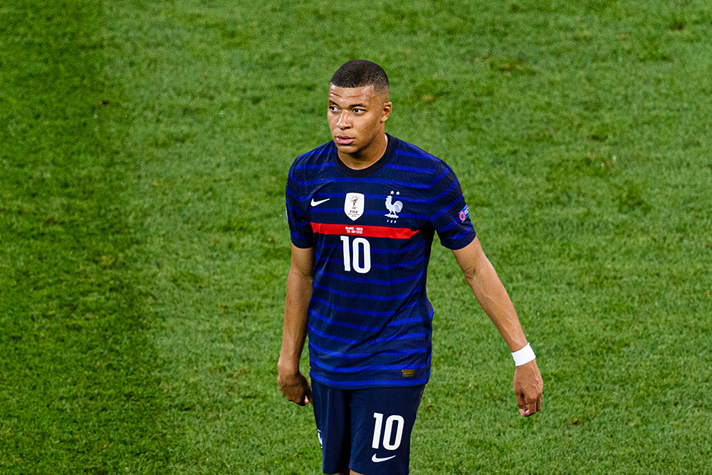 mbappe-admite-que-eliminacion-de-francia-en-el-mundial-“duele-y-dolera-durante-un-tiempo”