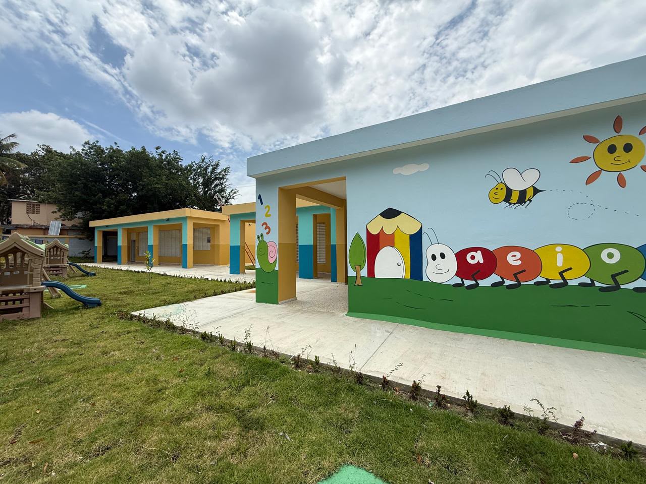 gobierno-incorpora-mas-de-1,200-aulas-para-ano-escolar-2026-2027