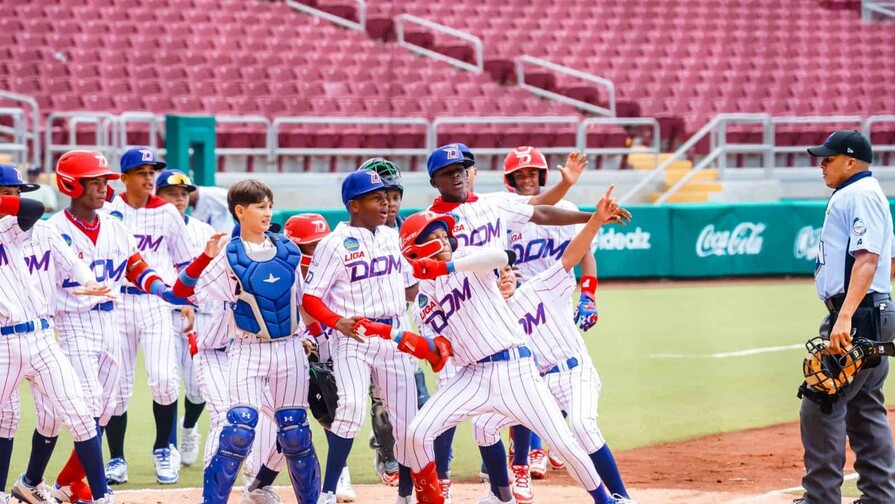 republica-dominicana-impone-su-ofensiva-y-lidera-en-solitario-la-serie-del-caribe-kids