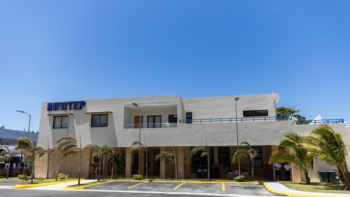 region-enriquillo-se-prepara-para-el-boom-turistico-con-nuevo-centro-de-formacion