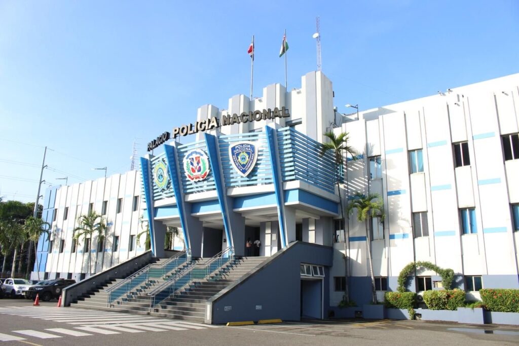 mas-de-20-personas-son-detenidas-por-presunto-robo-de-cables-y-materiales-electricos-en-la-altagracia