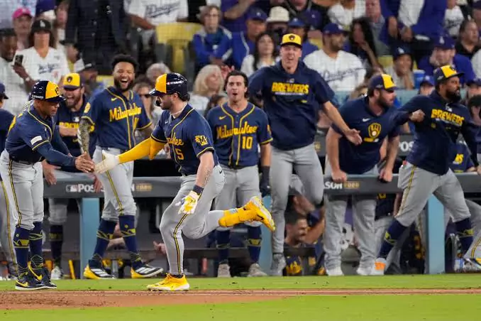 brewers-barren-a-dodgers-y-regresan-a-la-serie-mundial-despues-de-44-anos