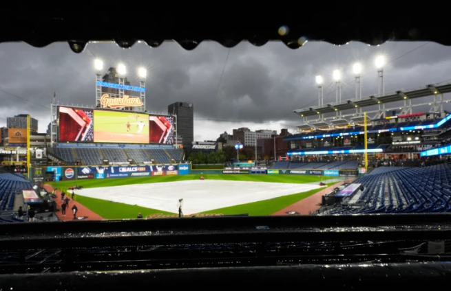 mal-tiempo-obliga-a-aplazar-cuarto-juego-de-la-serie-de-campeonato-de-liga-americana