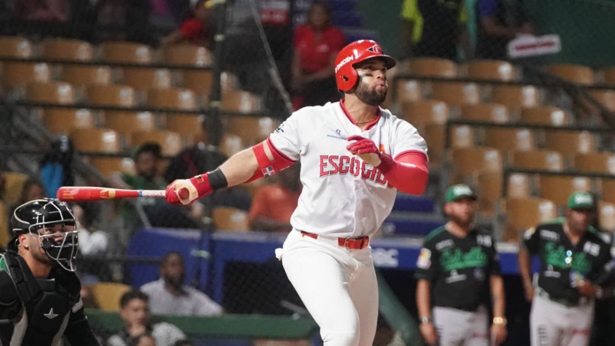 los-leones-del-escogido-logran-primer-triunfo-de-la-campana