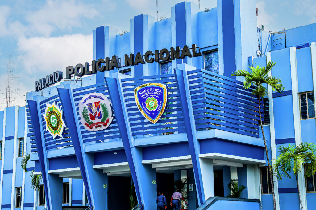 policia-apresa-a-adolescente-y-busca-a-otros-tres-por-muerte-de-taxista-en-sde